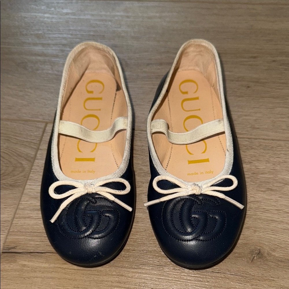 Gucci Navy Ballet Flats with Bow